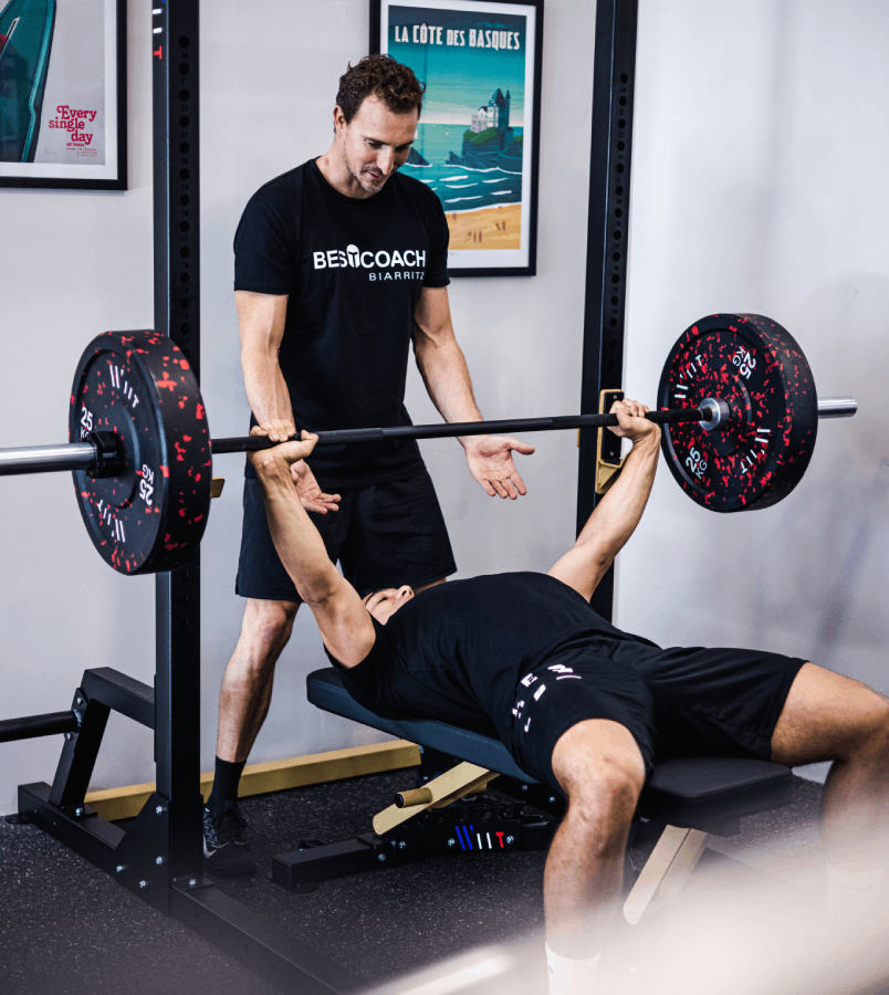 Thibault Lemarchand Séance de fitness intensif avec haltères - Coaching personnalisé à Biarritz